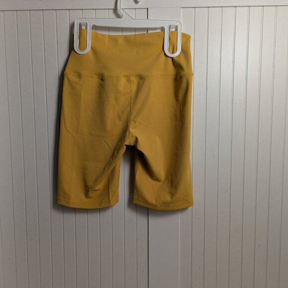 🎄 Athletic shorts 3@ $15 NWOT - Picture 3 of 3